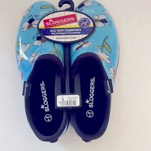 NWT Sloggers size 8.  Popular “Bee Blue”waterproof shoe.